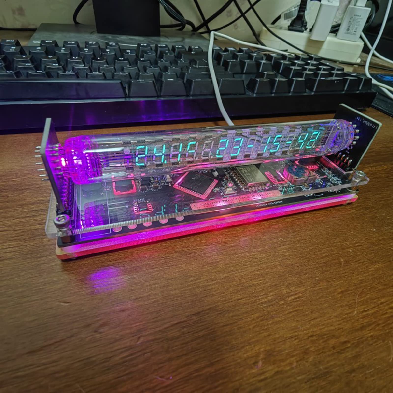 Amazon.co.jp: VFD 真空管時計、IV-27 蛍光管時計、日付温度表示、電源